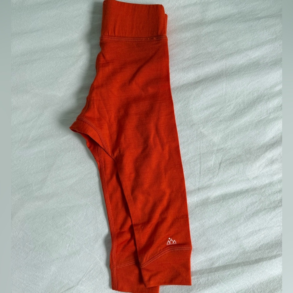 Iksplor Baby Merino Legging - Wide Waistband in color Poppy